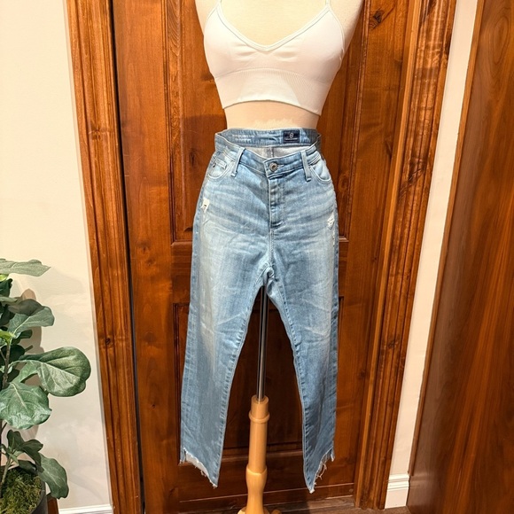 💋Levi's Wedgie Light Blue Straight Leg frayed hem Women's Jeans size 29 - Picture 8 of 9